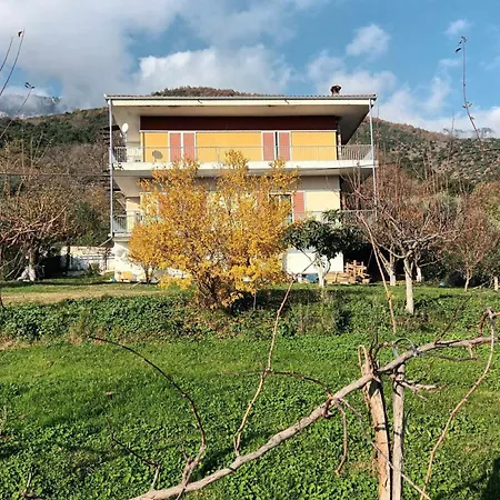 Country #2 20min From Trikala * Genesi